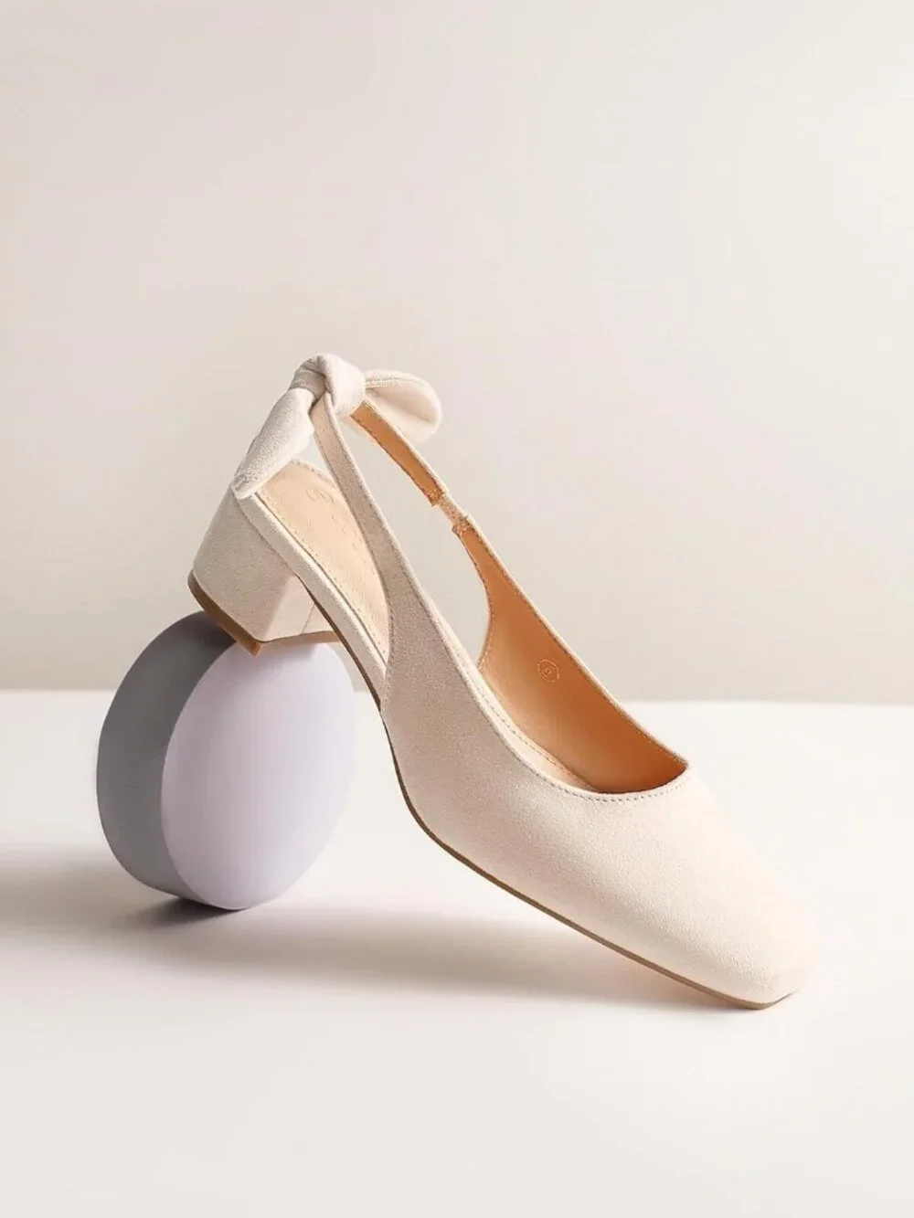 Women's Nude Faux Suede Chunky Low Heels Bow Slingback Closed Square Toe Pumps
